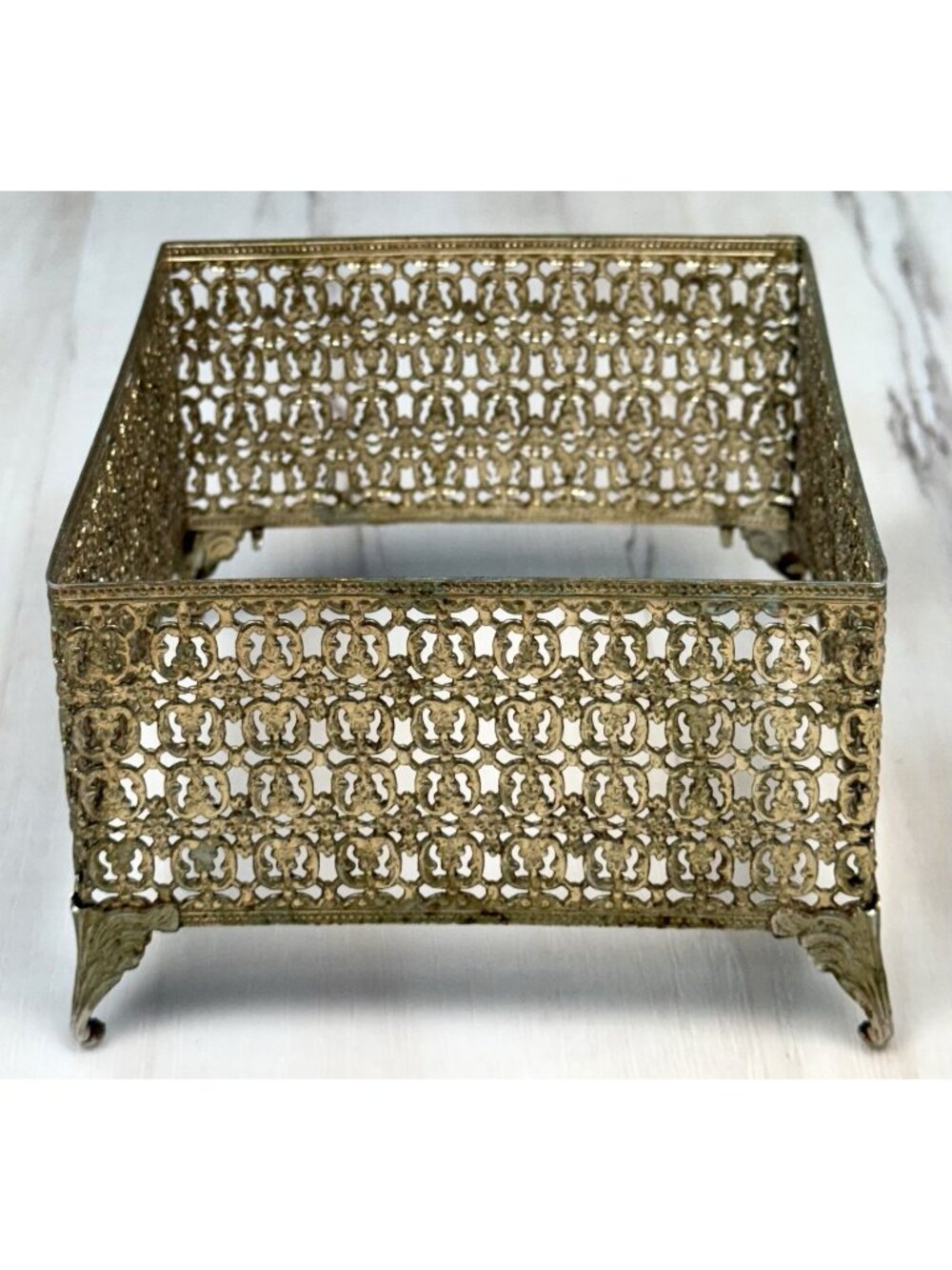 VTG MCM 4.5" Square Metal Goldtone Filigree TISSUE BOX HOLDER Hollywood Regency
